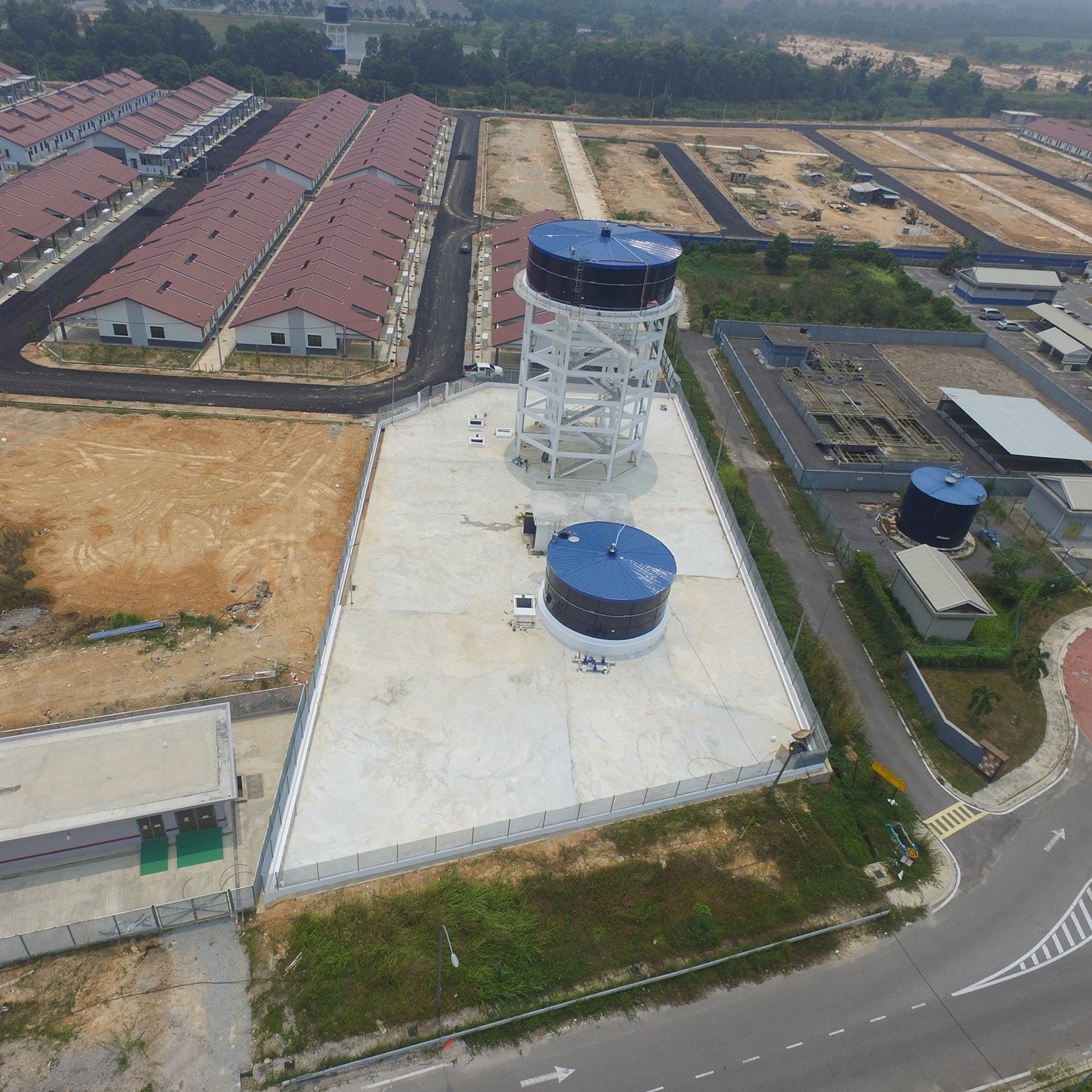 To construct suction tank, pump house and elevated water tank at Taman Saujana Tehel, Melaka